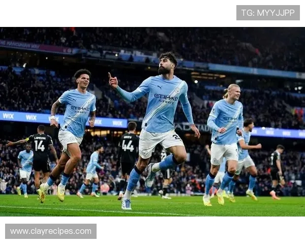 福登 vs 格拉利什：曼城左路位置竞争与战术适配差异